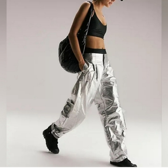 NWOT Free People Mesmerize Me Shine Pants in Silver $128  XS - Picture 2 of 13